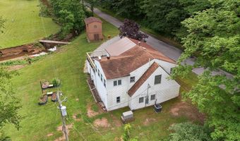 4667 Saint Clara Rd, Alum Bridge, WV 26321