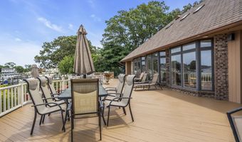 99 Holly Ln, Bayville, NJ 08721