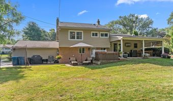 720 OAK TERRACE Dr, Ambler, PA 19002