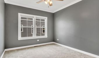 1218 White Lake Dr, Antioch, IL 60002