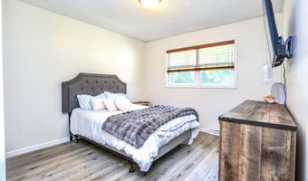 2119 SE 12th Ave, Aberdeen, SD 57401