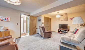 600 Forest Dr, Bloomfield, IN 47424