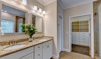 101 Spur Ln, Alpharetta, GA 30009