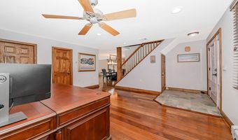 39 Central Ave, Amityville, NY 11701