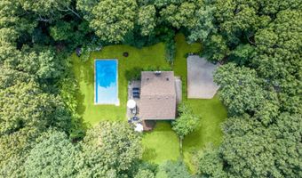 67 Scrimshaw Ln, Amagansett, NY 11930