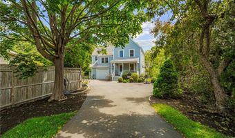 146 Alfred Drown Rd, Barrington, RI 02806