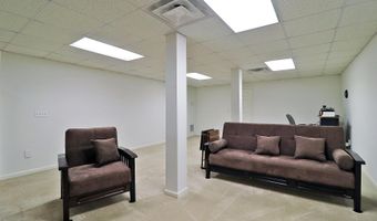 3 Battery Ct, Barnegat, NJ 08005
