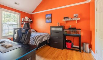 70 Albemarle St, Bridgeport, CT 06606