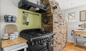 341 Chapel Hill Rd, Atlantic Highlands, NJ 07716