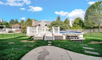 2316 Loop Rd, Algonquin, IL 60102