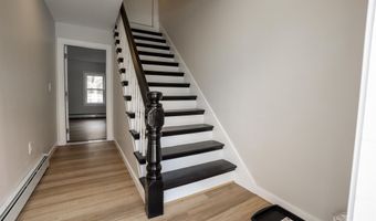 27 Washington St, Ashland, NH 03217