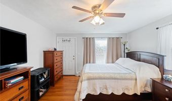 211 IROQUOIS ROAD Rd, Cumberland, RI 02864