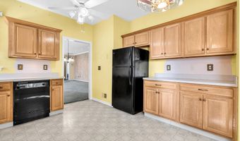12 Wharfside Way, Bayville, NJ 08721