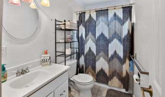 110 Pierce St, Arlington, WI 53911