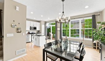 15742 Frisian Ln, Apple Valley, MN 55124