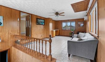 6 Varnum Ave, Bristol, RI 02809