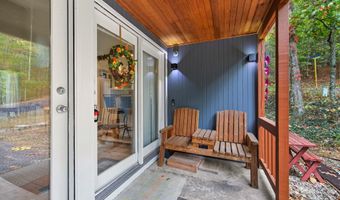 16 SPRUCE HOLLOW Rd, Basye, VA 22810