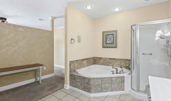 10452 Riviere Vue Dr, Biloxi, MS 39532