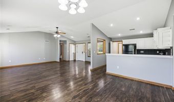 218 Hillside Dr, Baldwin City, KS 66006
