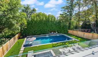 6032 28TH St N, Arlington, VA 22207