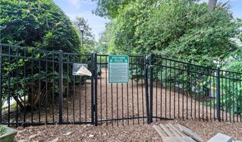 70 Old Ivy Rd NE 35, Atlanta, GA 30342