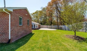 67 Vancouver Ave, Warwick, RI 02886