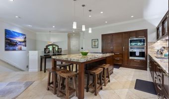 24 Hoolei Cir T-1, Kihei, HI 96753