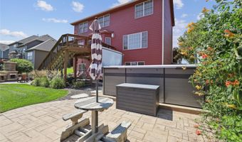 211 SW Stonegate Dr, Ankeny, IA 50023