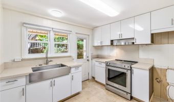 1729 Iwi Way, Honolulu, HI 96816