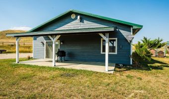 500 TW Rd, Buffalo, WY 82834