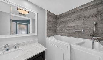 104 N BAY Dr, Dover, DE 19901