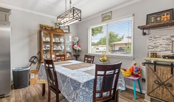 4540 Woodlow Dr, Bel Aire, KS 67220