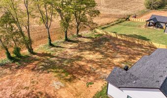 132 McCutchen Ct, Auburn, KY 42206