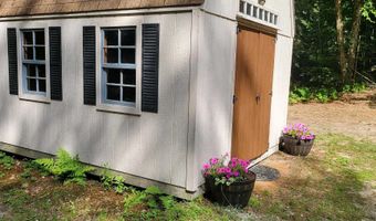82 Pond Rd, Campton, NH 03223
