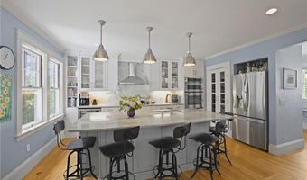 56 Somerset St, East Greenwich, RI 02818