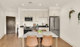 2550 17TH St NW 317, Washington, DC 20009
