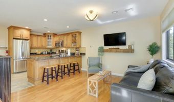 1 Arnold Palmer Ct, Alloway, NJ 07462