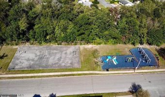 168 BEVERLY Dr, Barnegat, NJ 08005