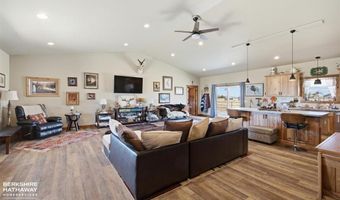 8 Lakota Ct, Cody, WY 82414