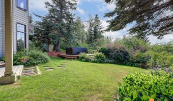 18722 Guillemot Cir, Anchorage, AK 99516