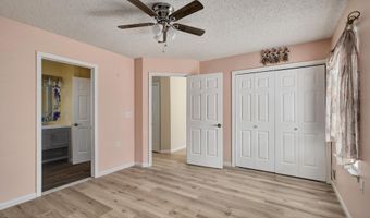 98 Pine Oak Blvd, Barnegat, NJ 08005