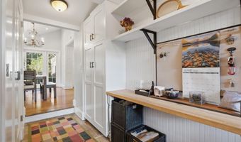 2 BELLEMORE Rd, Baltimore, MD 21210