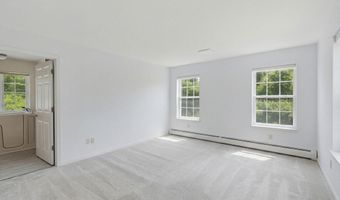 50 Hoskins Rd, Bloomfield, CT 06002