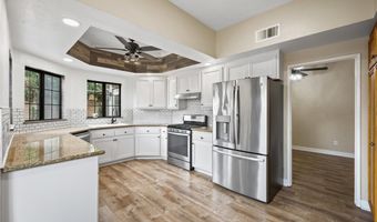 2161 Villa Sonoma Gln, Escondido, CA 92029