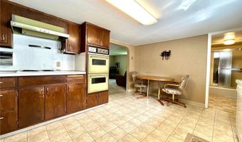 103 High St, Big Stone City, SD 57216