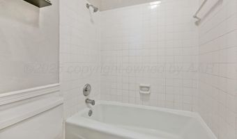 7504 ELMHURST Dr, Amarillo, TX 79121