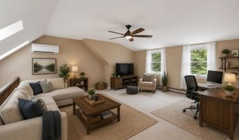 2 Cortland Cir, Bangor, ME 04401
