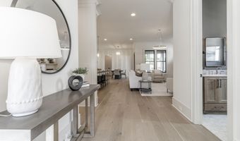 609 N Salem St, Apex, NC 27502