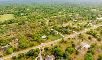 140 Wood Valley Dr, Adkins, TX 78101
