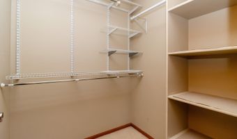 1017 10th Ave NW, Altoona, IA 50009